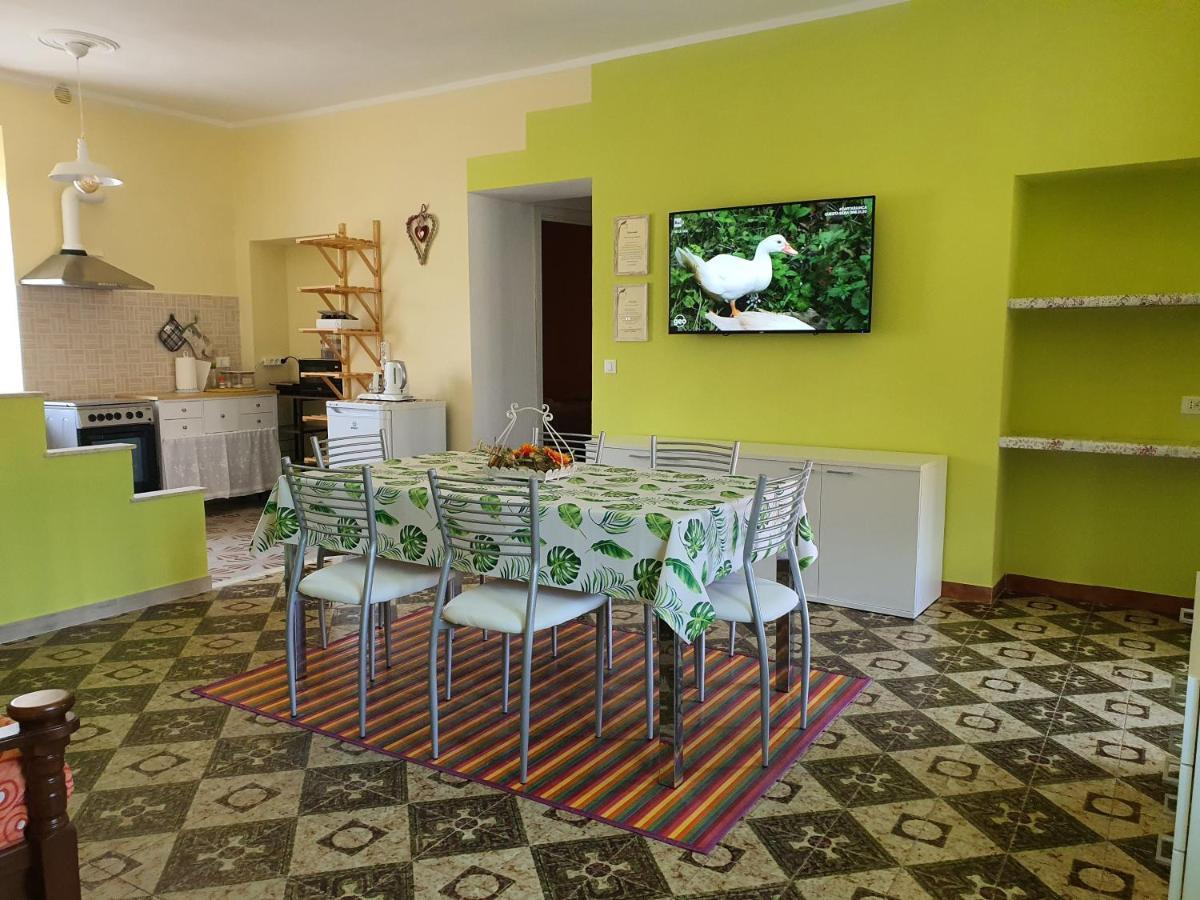 Casa Soggiorno Il Quetzales Валенца Экстерьер фото