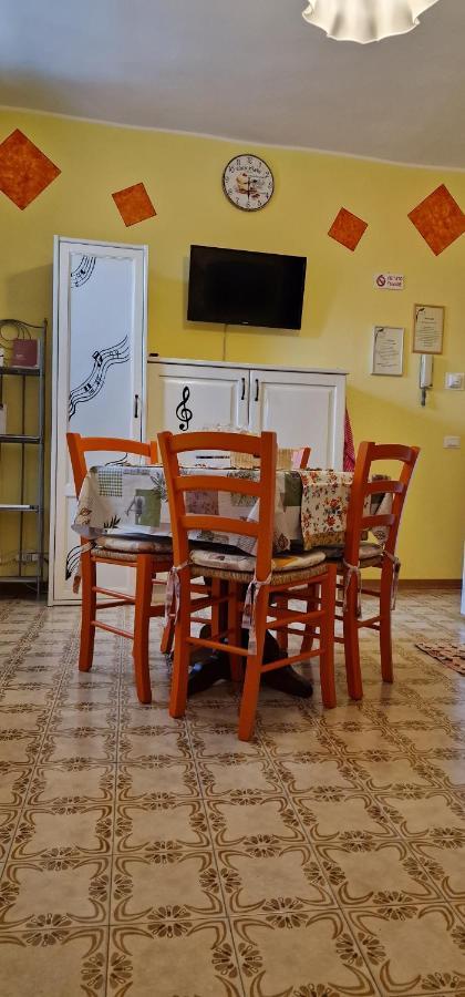 Casa Soggiorno Il Quetzales Валенца Экстерьер фото